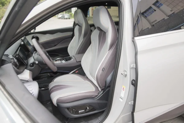 BYD Frigate 07 interior