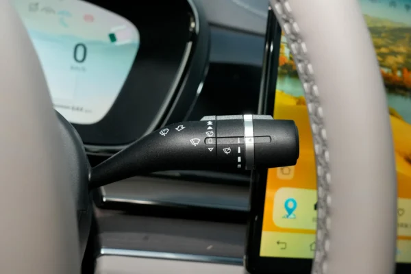 BYD Han DM-i interior