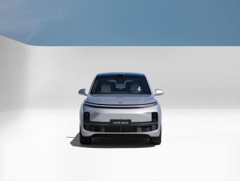 Li L8 exterior Silver Metallic