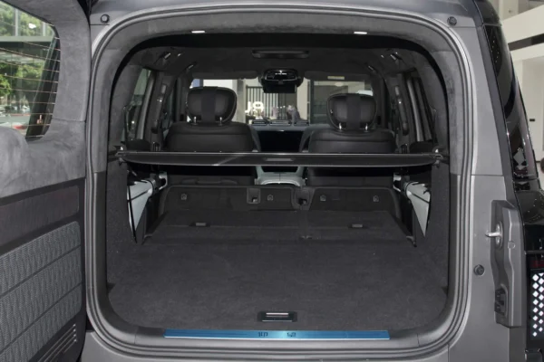 Yangwang U8 interior