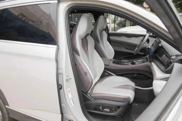 BYD Frigate 07 interior
