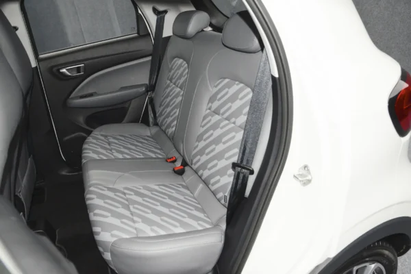 Leapmotor T03 interior lunar gray