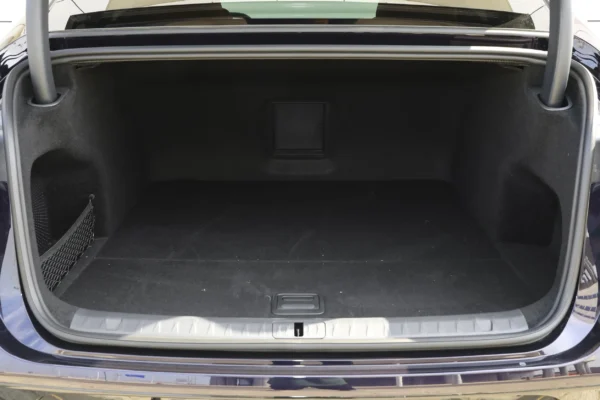 Voyah Light Chaser PHEV interior